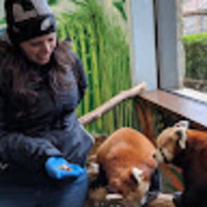 Meet your Posher, Laura